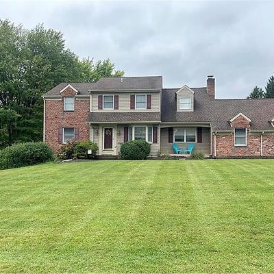 3833 Fairlee Ct, Bethlehem, PA 18020