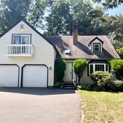 4 Heritage Ct, Westport, CT 06880