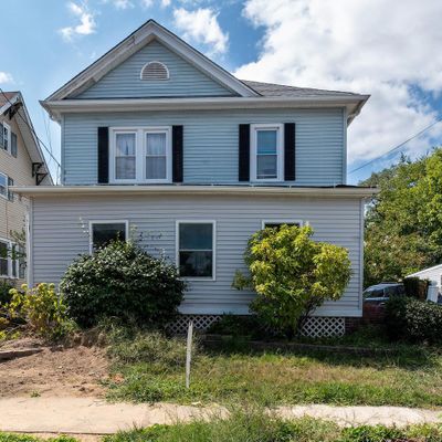 40 S Myrtle St, Vineland, NJ 08360