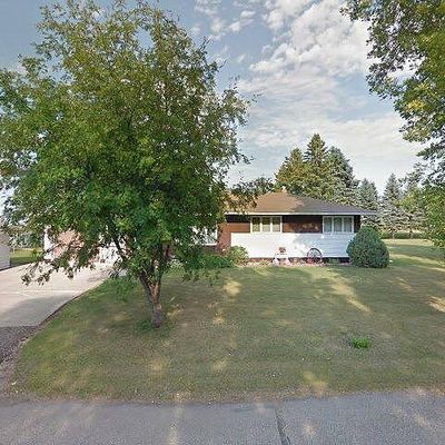 401 Oak St, Oklee, MN 56742