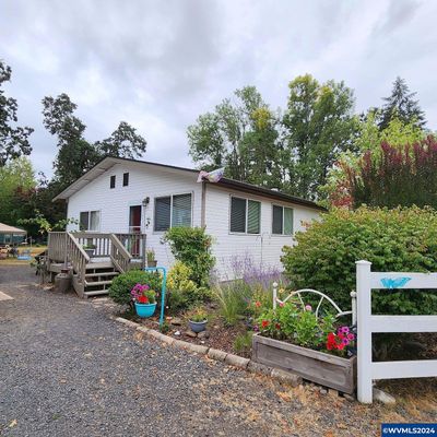 4011 Clark Mill Rd, Sweet Home, OR 97386