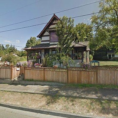 403 A St, Myrtle Point, OR 97458