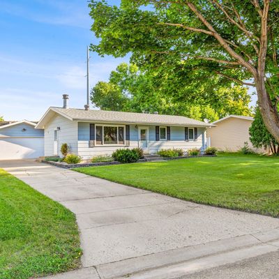 404 Brook Ave, Moorhead, MN 56560