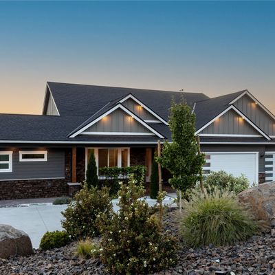 404 S Partridge Ln, East Wenatchee, WA 98802