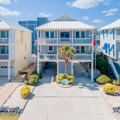 511 S Shore Dr, Surf City, NC 28445