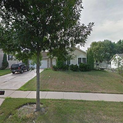 5117 Hazelcrest Dr, Madison, WI 53704