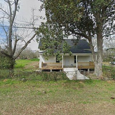 519 Main St, Newton, TX 75966