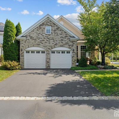 520 Abbot Ct, Monroe Township, NJ 08831