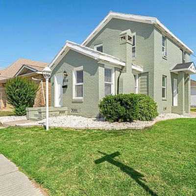 5202 Avenue L, Galveston, TX 77551