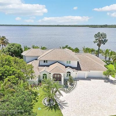 526 Point Ln, Vero Beach, FL 32963