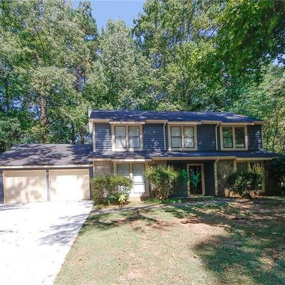 5353 Kelleys Creek Dr, Stone Mountain, GA 30088