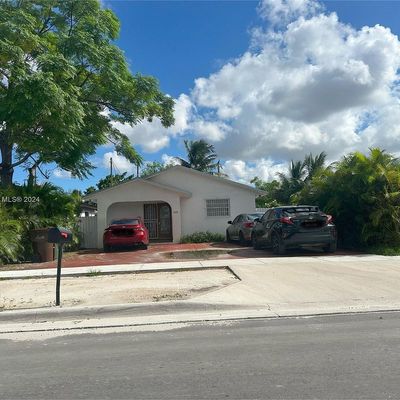 538 E 12 Th St, Hialeah, FL 33010