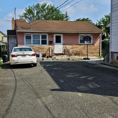 54 Larch St, Carteret, NJ 07008