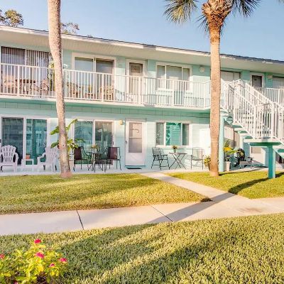 541 S Peninsula Ave #B17, New Smyrna Beach, FL 32169