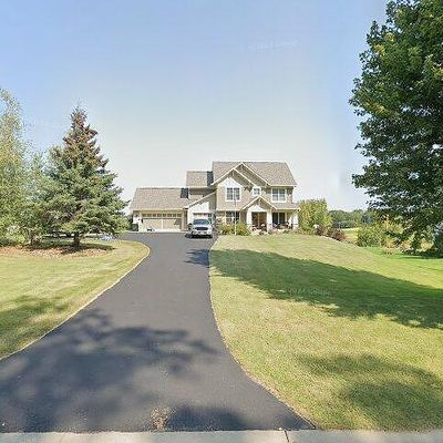 468 Meadow Ridge Trl, Hudson, WI 54016