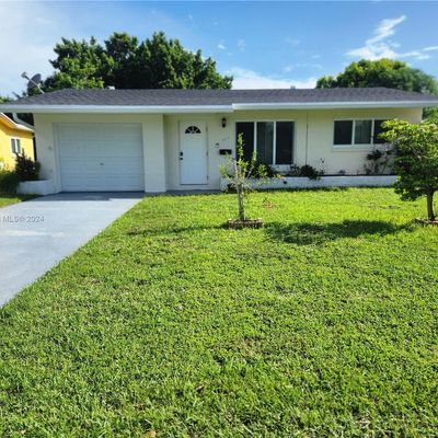 4915 Nw 53 Rd St, Tamarac, FL 33319