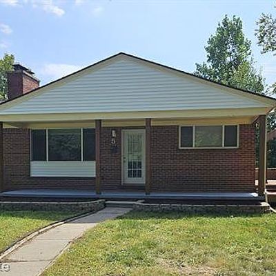 5 Medford Cir, Ann Arbor, MI 48104