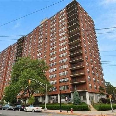 500 Central Ave #1715, Union City, NJ 07087