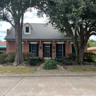 637 Fairfield Ave, Gretna, LA 70056