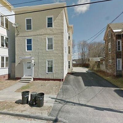 65 Whitney St, Auburn, ME 04210