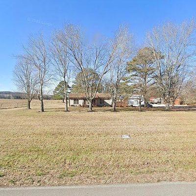 664 Buncombe Rd, Belvidere, TN 37306