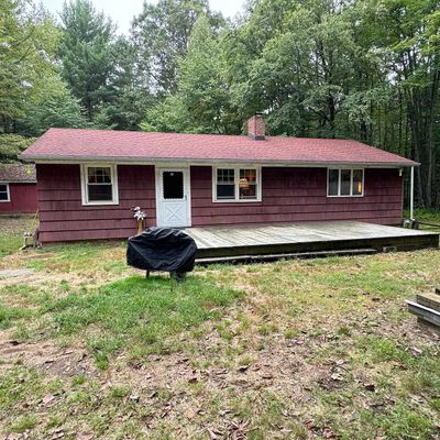 665 Log Fence Rd, Palmerton, PA 18071