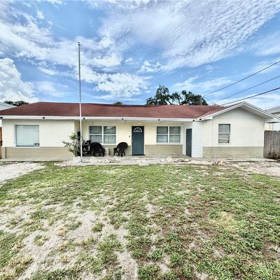 6710 46 Th Ave N, Saint Petersburg, FL 33709