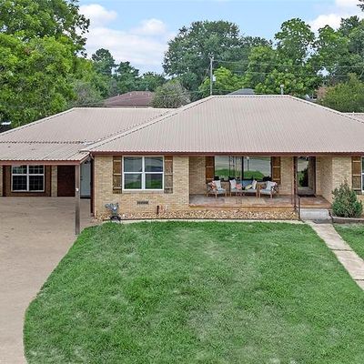 705 Burch St, Brenham, TX 77833