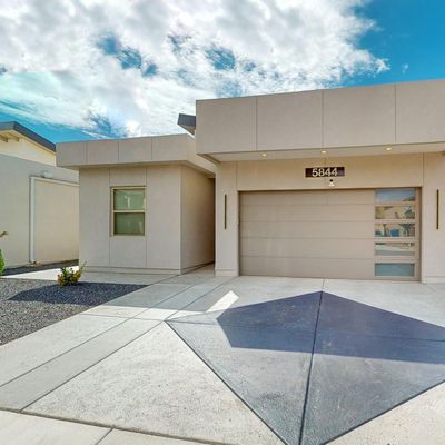 5844 Mafraq Ave Nw, Albuquerque, NM 87114