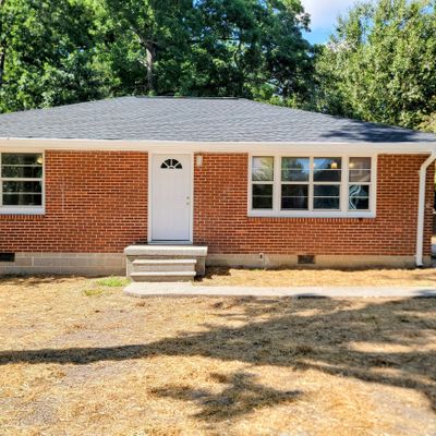 586 Bridge Ave, Forest Park, GA 30297