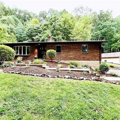 5890 Limeport Rd, Emmaus, PA 18049