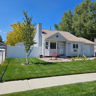 5926 S Far Vista Dr, Salt Lake City, UT 84118