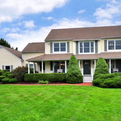 6 Beaver Pond Ln, Bridgewater, CT 06752