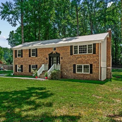 6 Campbell Ct, Stafford, VA 22556