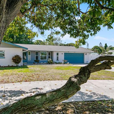 6117 Hollywood Blvd, Sarasota, FL 34231