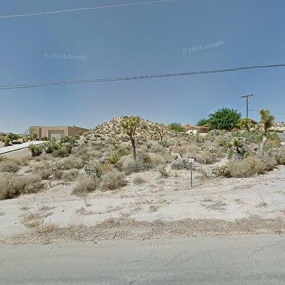 6218 Farrelo Rd, Yucca Valley, CA 92284