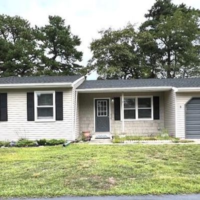 8 Augusta Road, Whiting, NJ 08759