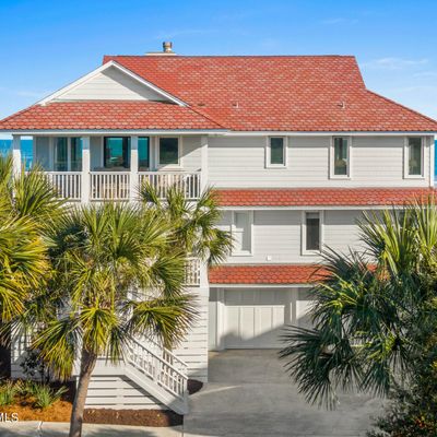 8 Inlet Hook Rd, Wilmington, NC 28411