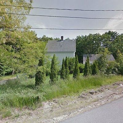 8 Spruce St, Bath, ME 04530