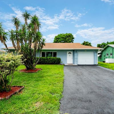 8025 Nw 93 Rd Ave, Tamarac, FL 33321