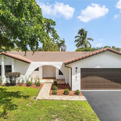 8151 Nw 2 Nd Mnr, Coral Springs, FL 33071