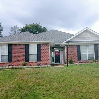 8170 Woodbend Dr, Semmes, AL 36575