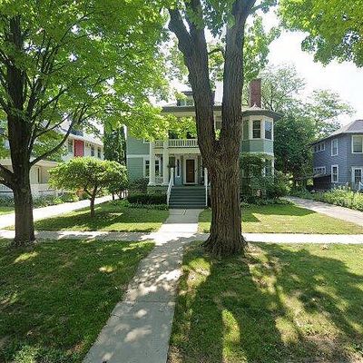 833 S Quincy St, Green Bay, WI 54301