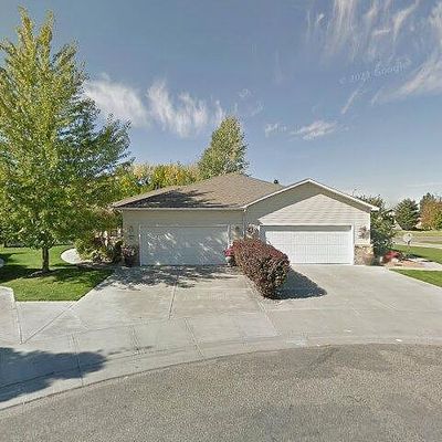 840 Summerset Ct, Idaho Falls, ID 83404