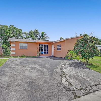 8520 Nw 24 Th Pl, Sunrise, FL 33322