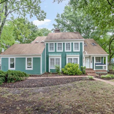 8817 Northern Spruce Ln, Alexandria, VA 22309