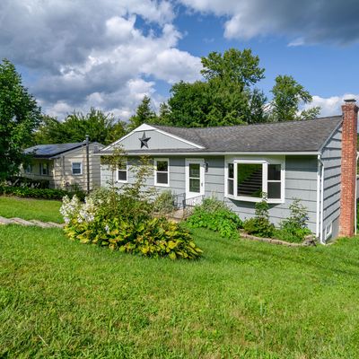 9 Clearview Dr, Brookfield, CT 06804