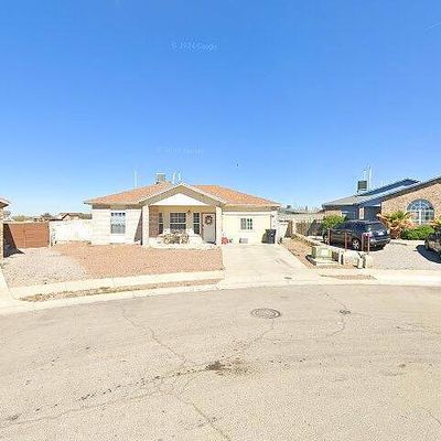 737 Cocotitlan, El Paso, TX 79928