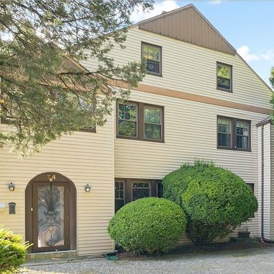 74 Alexander St, Greenwich, CT 06830