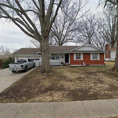 7405 Maywood Ave, Raytown, MO 64133